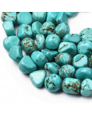Howlite. Nuggets Tumbled. Teñido Turquesa. 8~11x6~10x5~8 mm. 1 mm perforación. 20 uds aprox. 1 hilo.