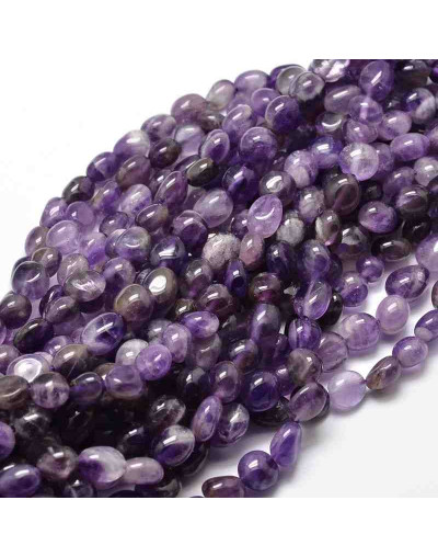 Amatista. Nuggets Tumbled. 5~10x6~7x3~7 mm. 1 mm perforación. 50 uds aprox. 1 hilo.