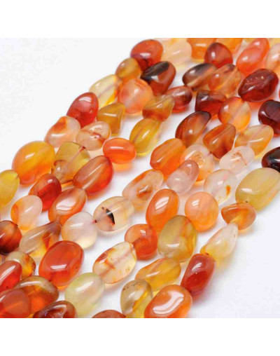 Carnelian. Nuggets Tumbled. 8~15x5~10 mm. 1 mm perforación. 40 uds aprox. 1 hilo.