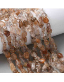 Cuarzo Rutilado. Nuggets Tumbled. 5~12x5~8 mm. 1 mm perforación. 45 uds aprox. 1 hilo.