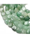 Aventurina. Nuggets Tumbled. Verde. 5~9x5~8x3~6 mm. 0.8 mm perforación. 30 uds aprox. 1 hilo.