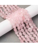 Cuarzo Rosa. Nuggets Tumbled. 6~8x8~10x3~8 mm. 1 mm perforación. 50 uds aprox. 1 hilo.