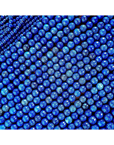 Lapislázuli natural teñido. Faceteado. 04 mm diámetro. 1 mm perforación. 90 unidades hilo aprox.