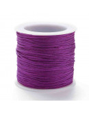 Cordón de nylon. 1 milímetro grosor. Color MEDIUM VIOLET. 90 metros. 1 cono.