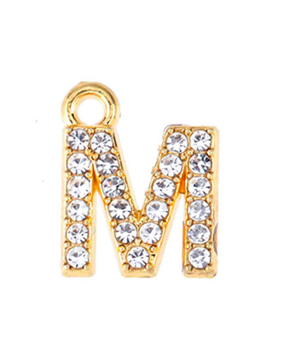 Letra "M". Aleación de cobre+Rhinestone. Color dorado. 13 mm. 1,5 mm agujero. 1 ud.